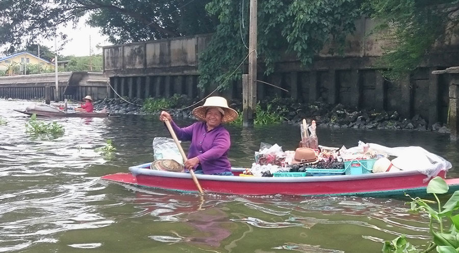 http://sensationsvoyage.com/wp-content/uploads/2016/04/sensations-voyage-bali-thailande_bangkok-floating-market.jpg