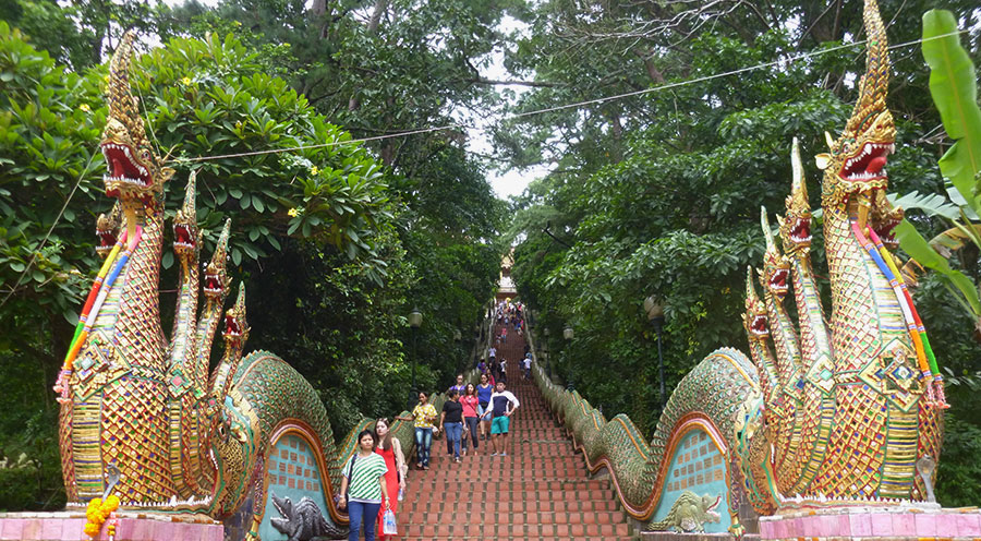 sensationsvoyage-voyage-thailande-temple-naga-2