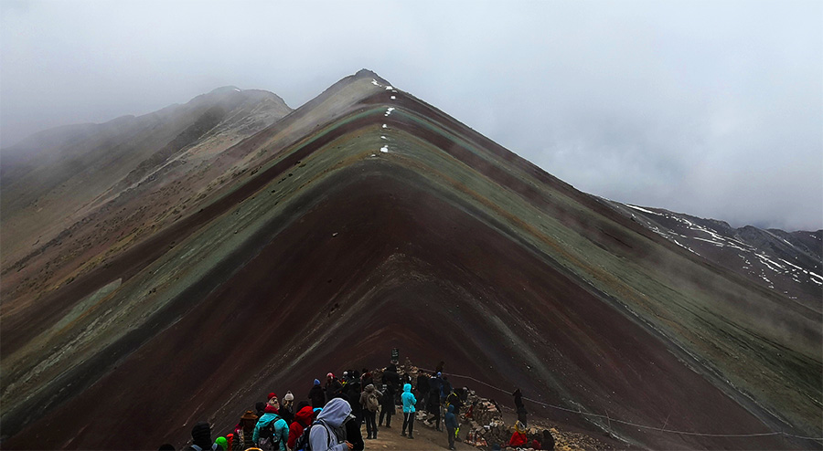 sensations-voyage- rainbow mountain sensationsvoyage-perou-peru-cusco-cuzco-rainbow-mountain-montagne-arc-en-ciel-monde
