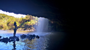 sensations-voyage-album-photos-kenya-aberdades-national-park-mont-kenya-safari-treetops-queen-s-cave