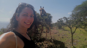 sensations-voyage-album-photos-kenya-walking-safari-naivasha-giraffe-sleepy-crescent-island-selfie-2