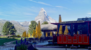 sensationsvoyage photos suisse riffelapls zermatt best hotel cow train 3